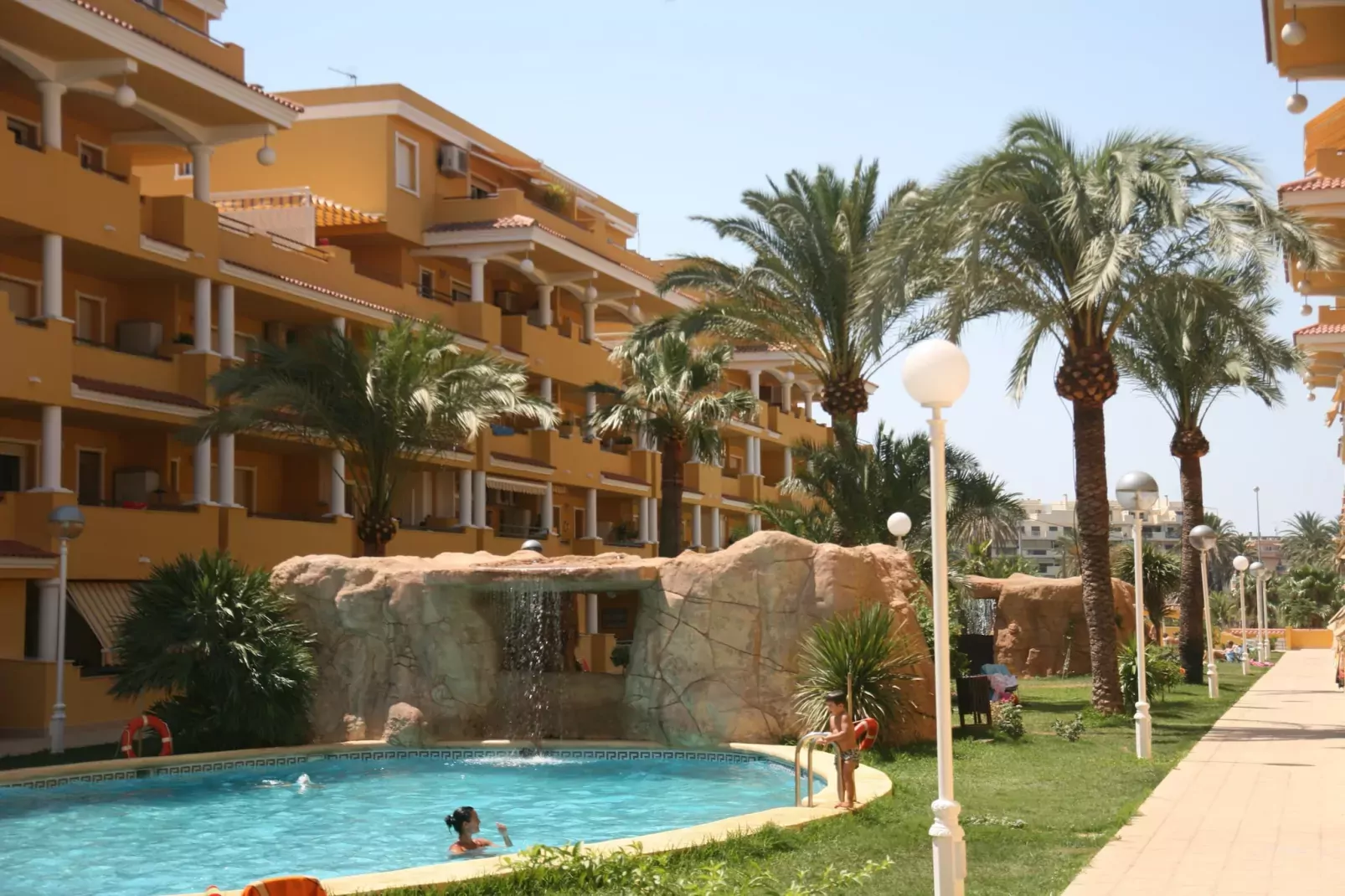 Cascadas de la Marina-Pool