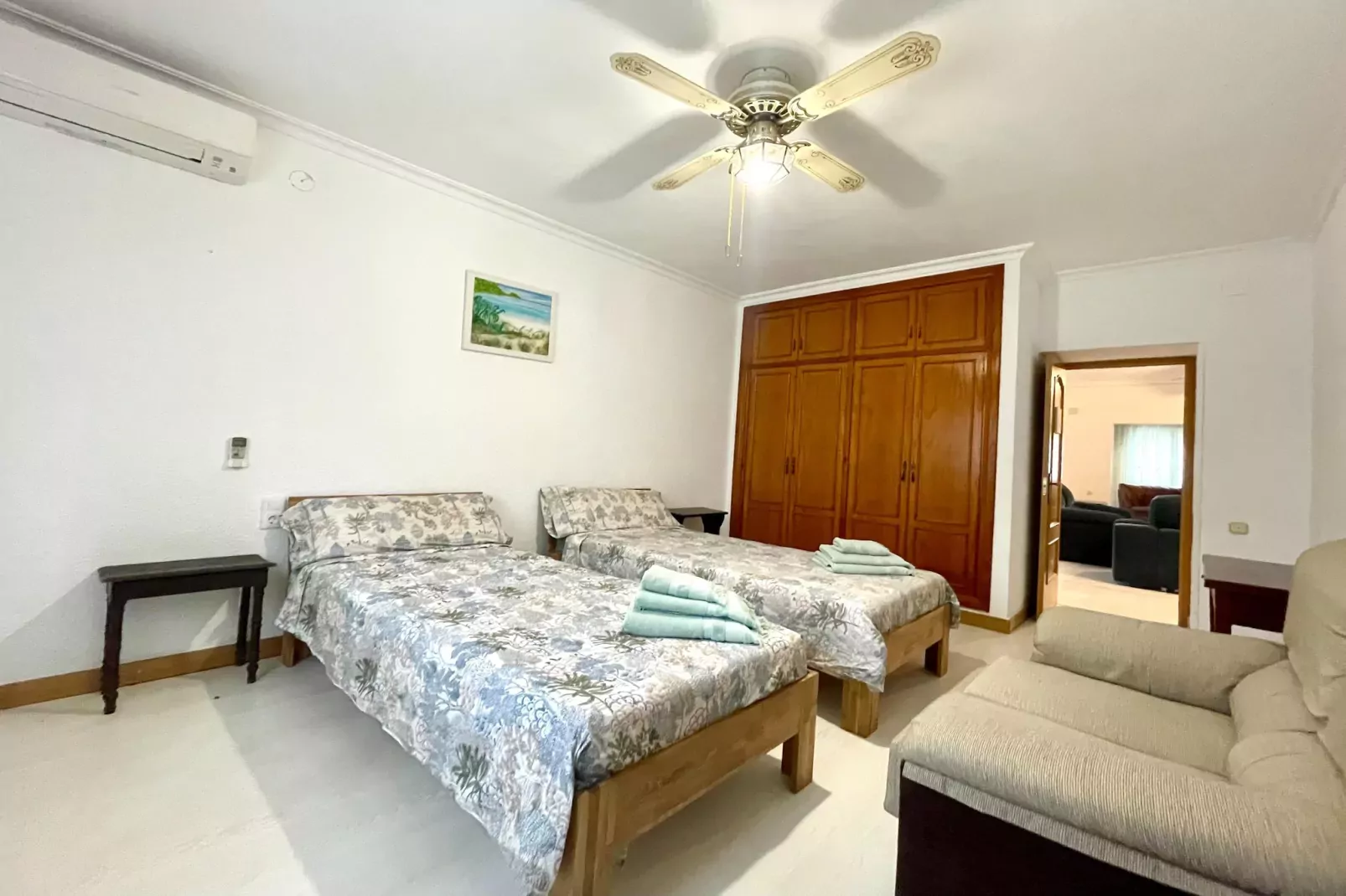 Apartamento Pals Mar-Bedroom