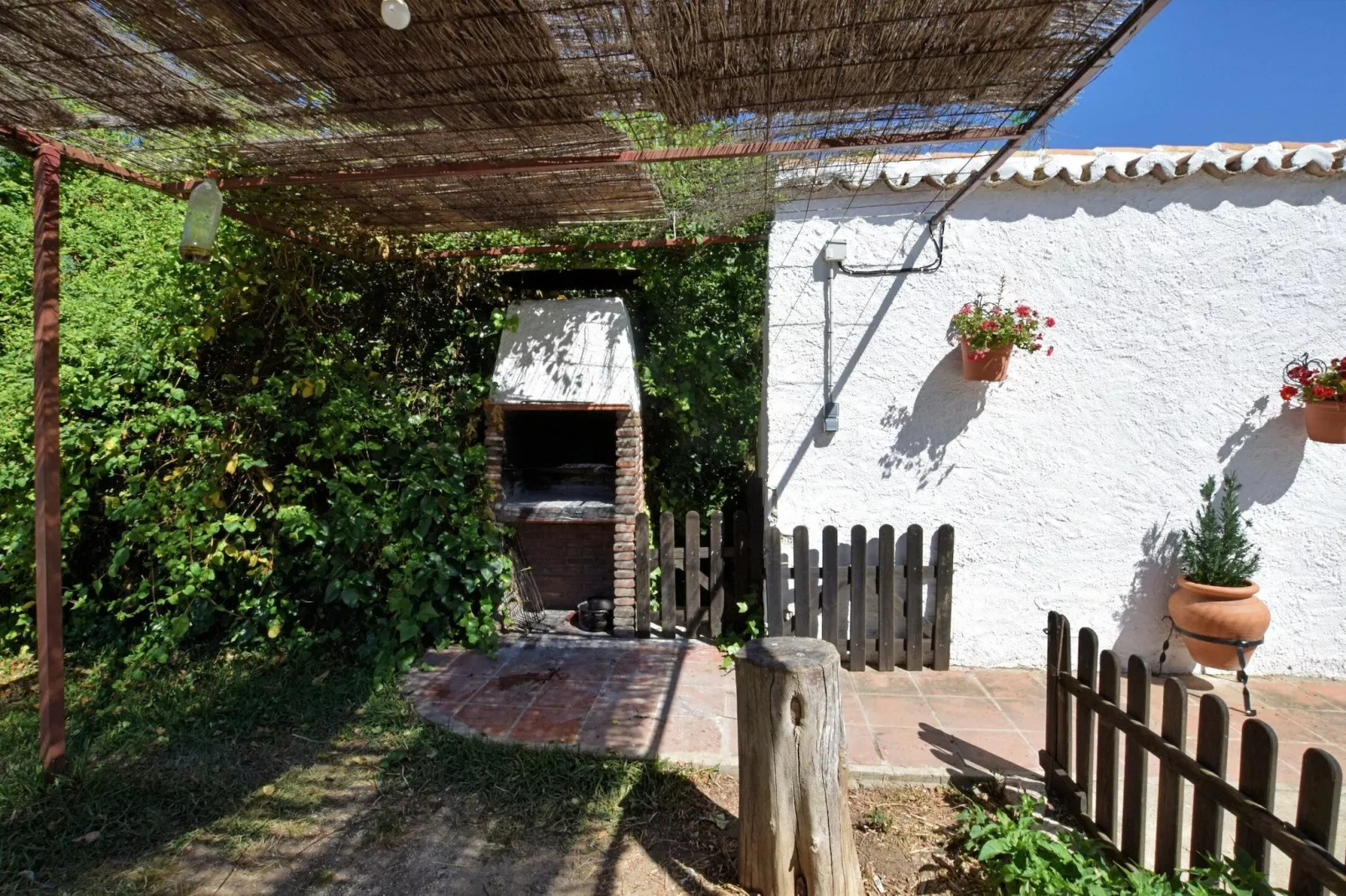 Cortijo Los Alazores-Facilities