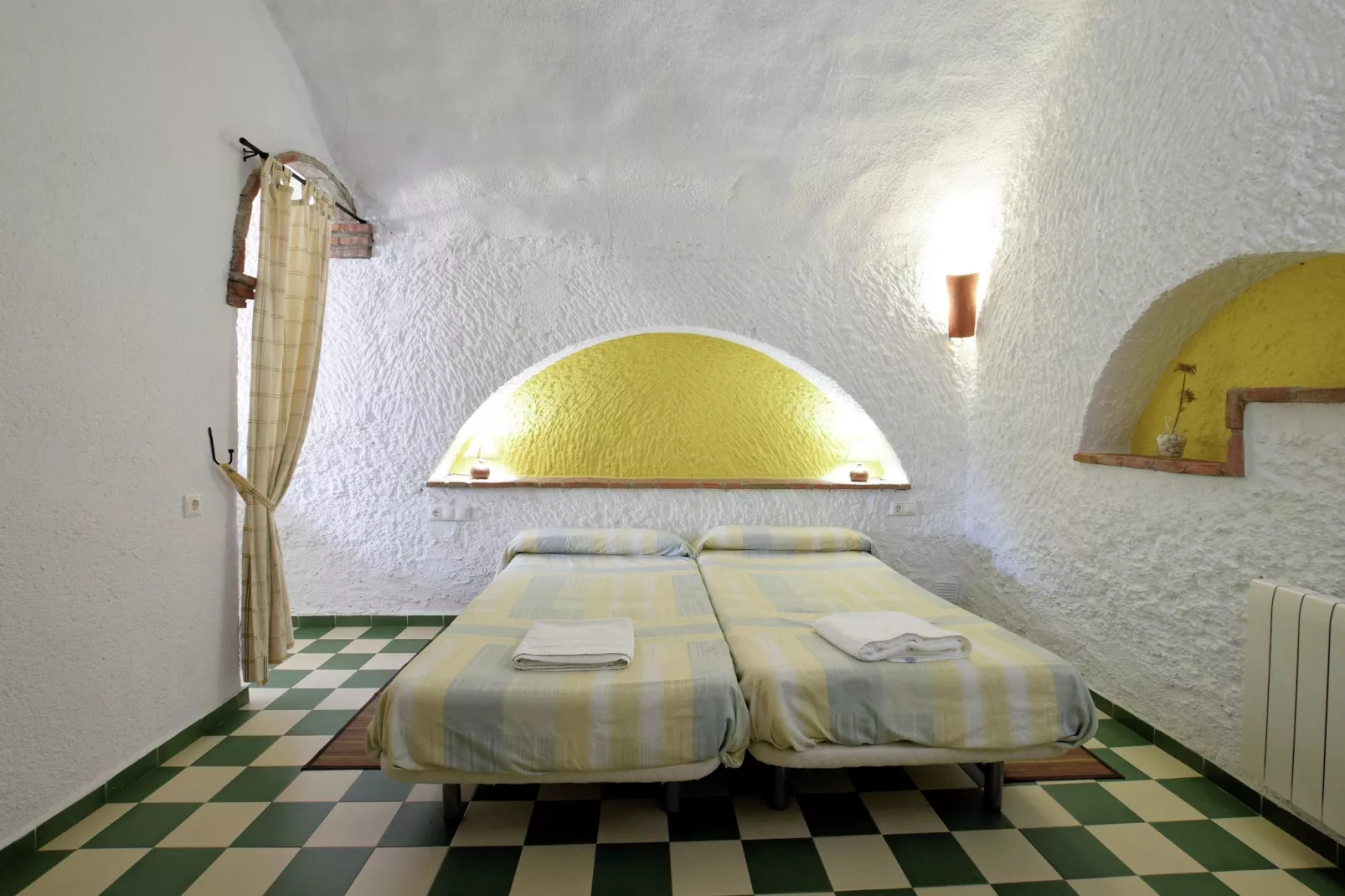 Cueva 2 dorm-Chambre