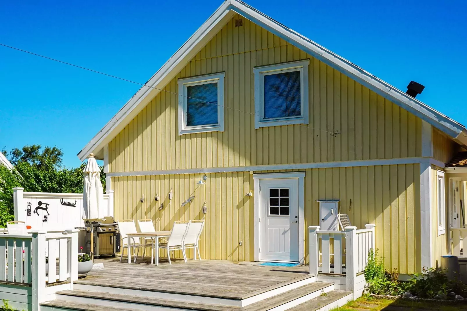 6 person holiday home in HAVSTENSSUND