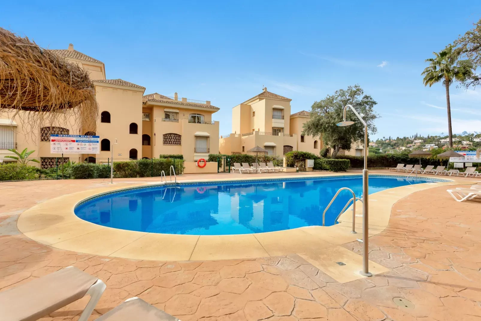 Amazing sea views Hacienda Elviria-Pool
