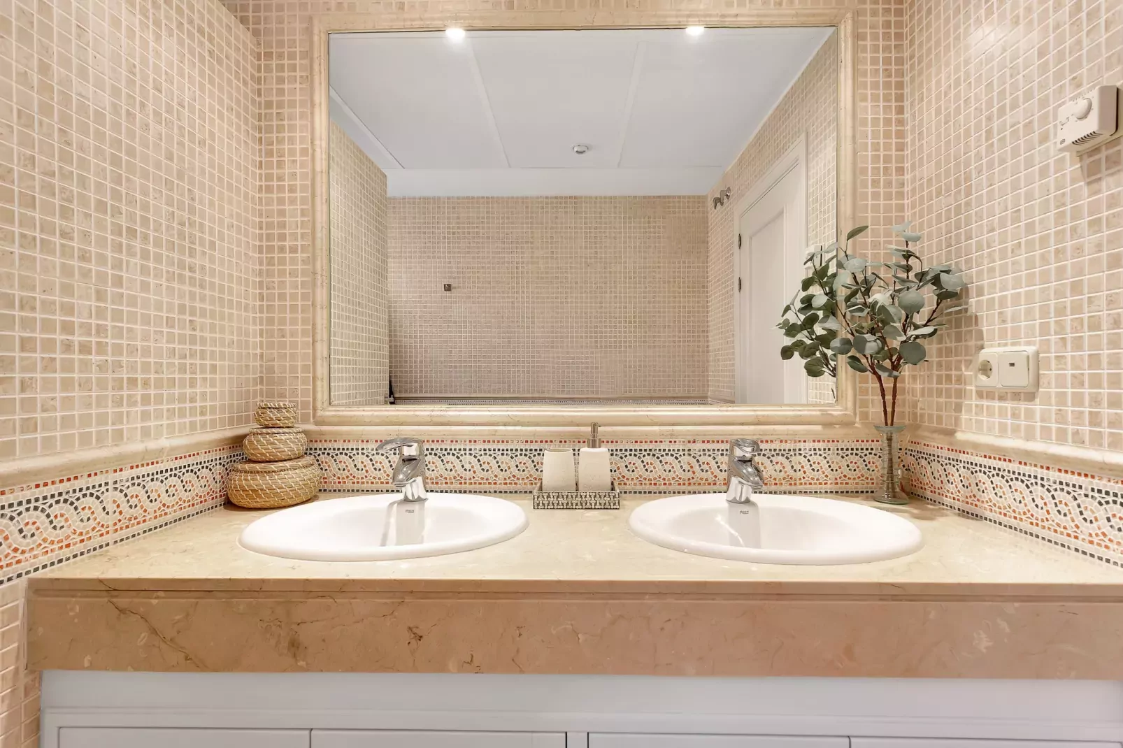 Amazing sea views Hacienda Elviria-Bathroom