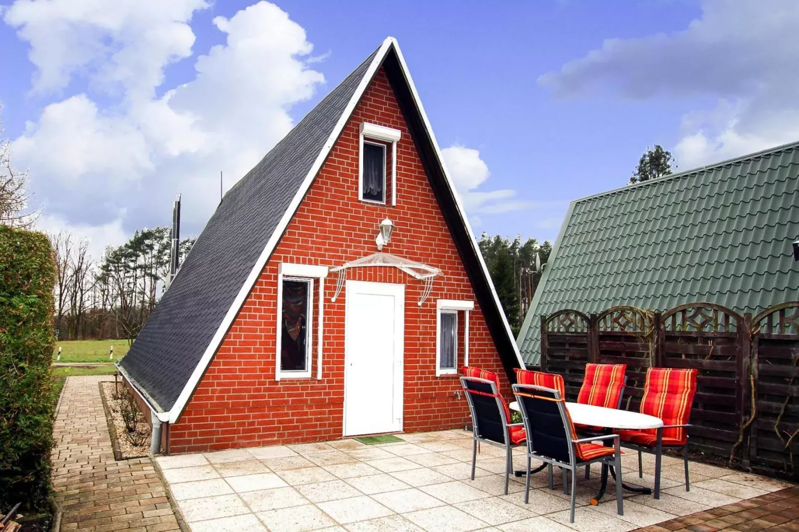 Ferienhaus 55 qm-Exterior in summer