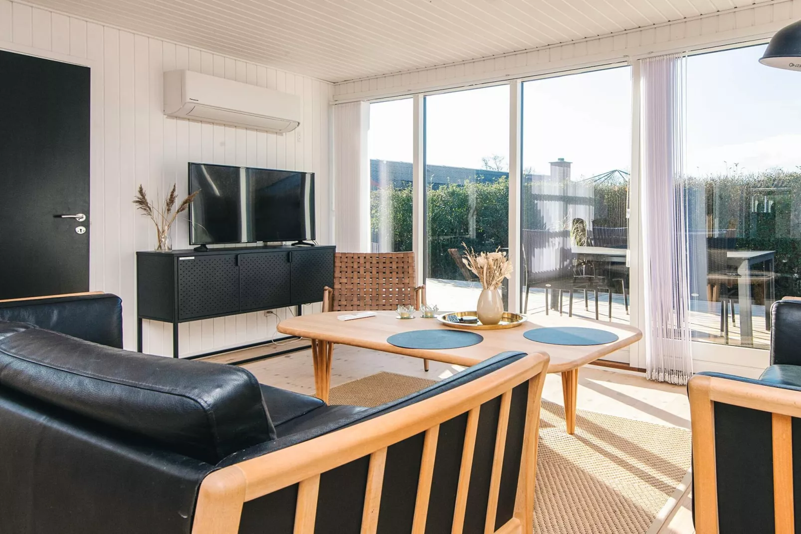 4 person holiday home in Juelsminde-Indoor