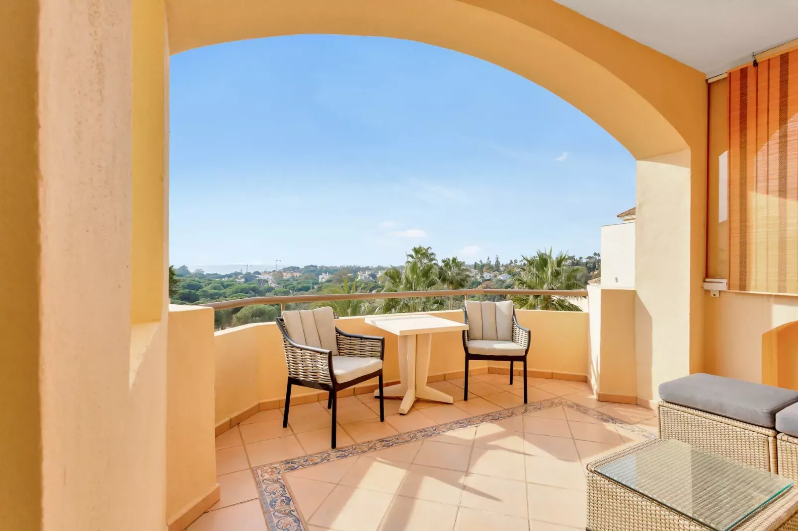 Amazing sea views Hacienda Elviria-Terrace
