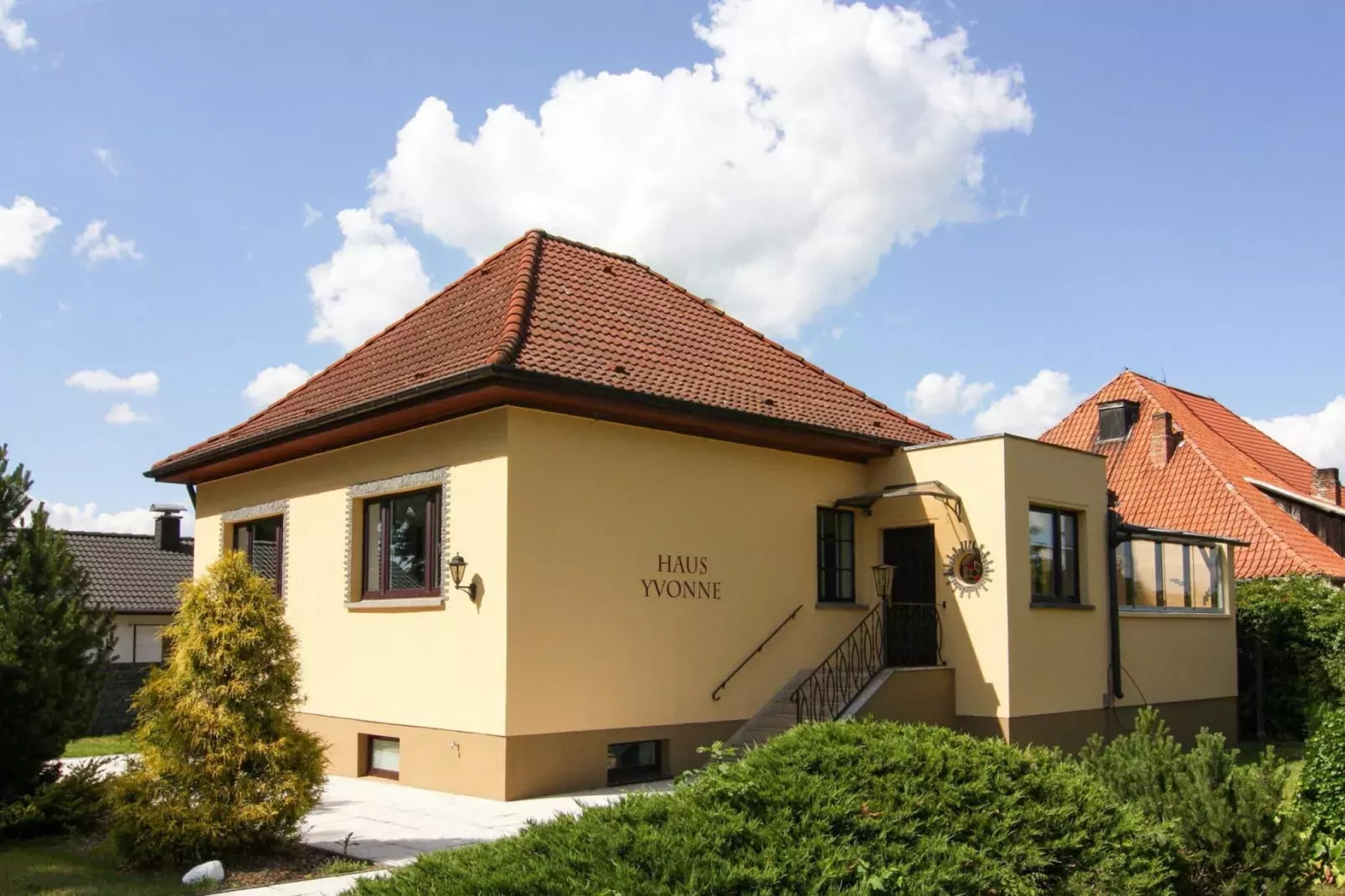 Ferienhaus Yvonne 100 qm-Exterior summer