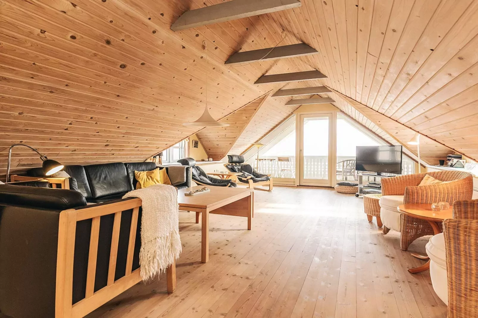 10 person holiday home in Fur-By Traum-Indoor