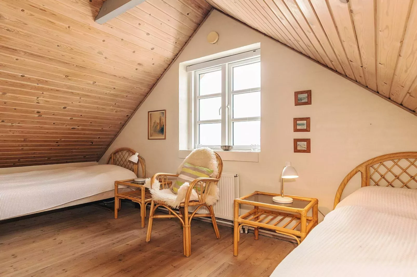 10 person holiday home in Fur-By Traum-Indoor