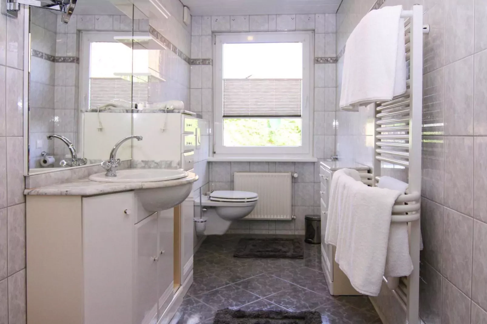 Ferienhaus Yvonne 100 qm-Bathroom