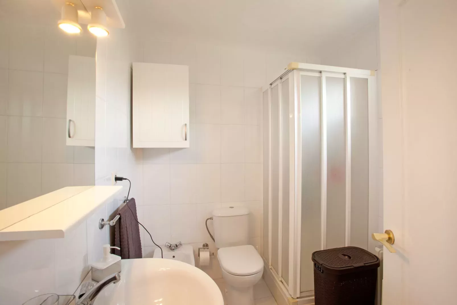 Coronado U 25-Bathroom