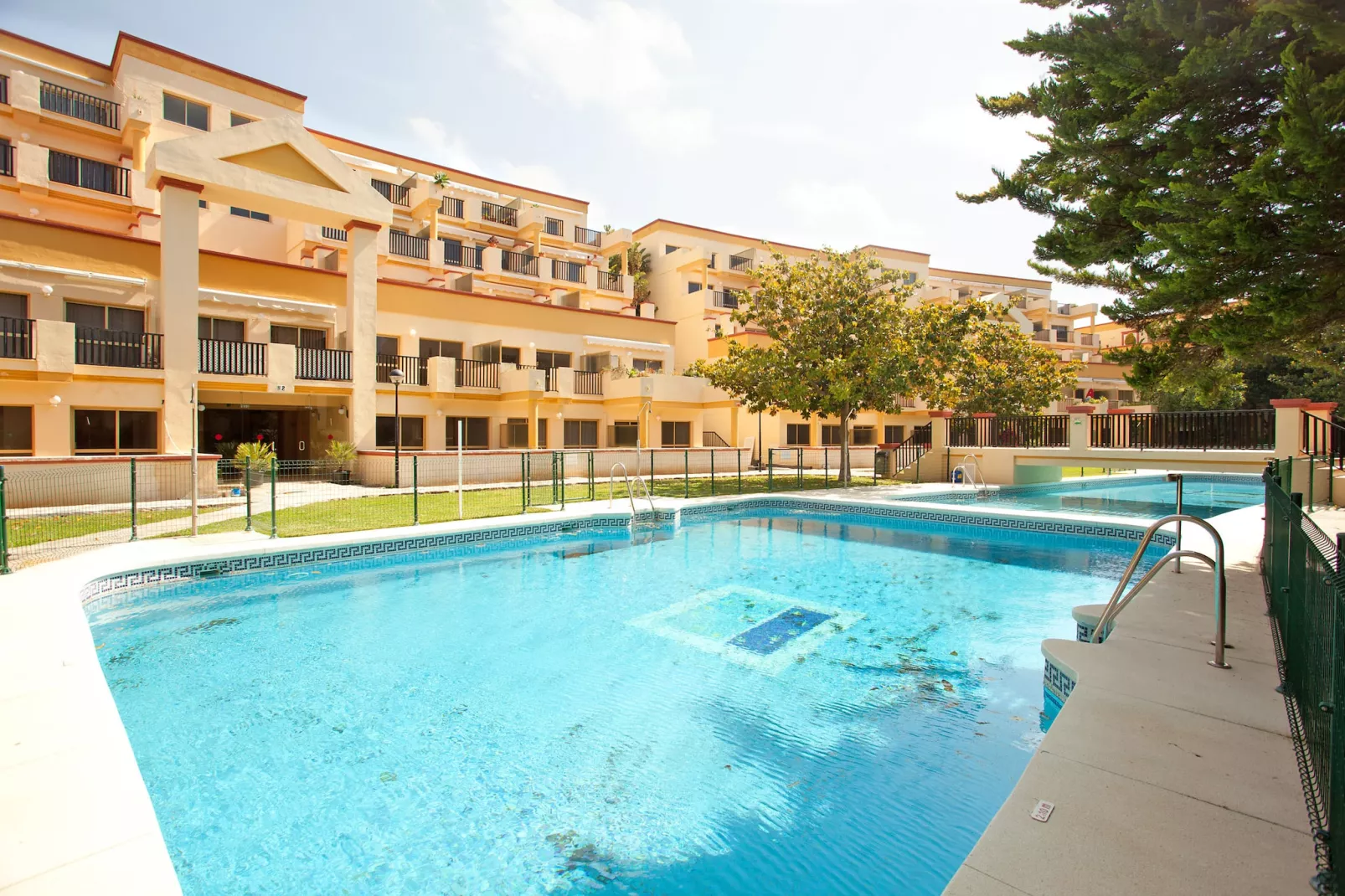 poolofhouse