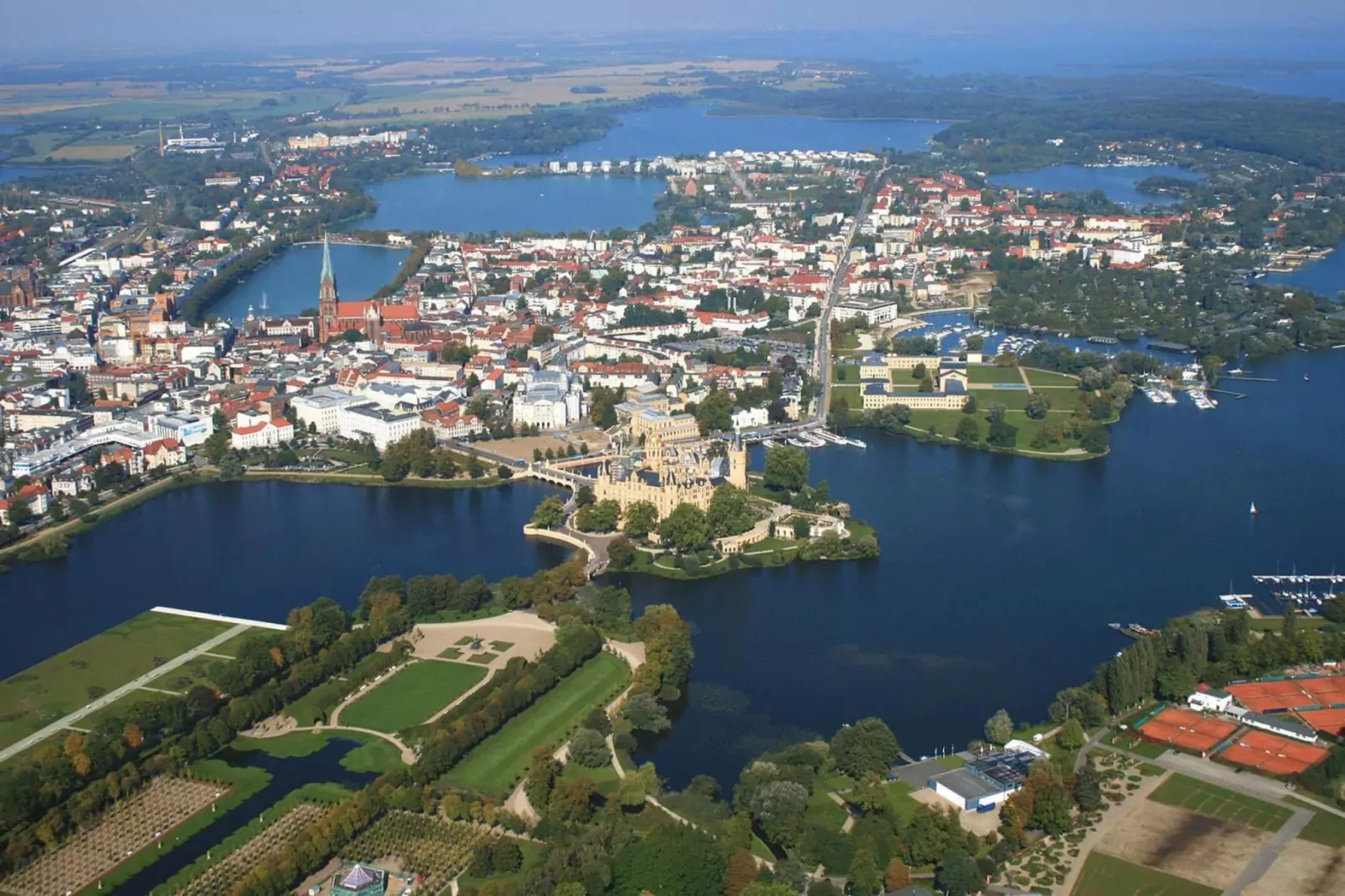 Appartements im Sudhaus / Studio 35-40 m²-Areas summer 20km