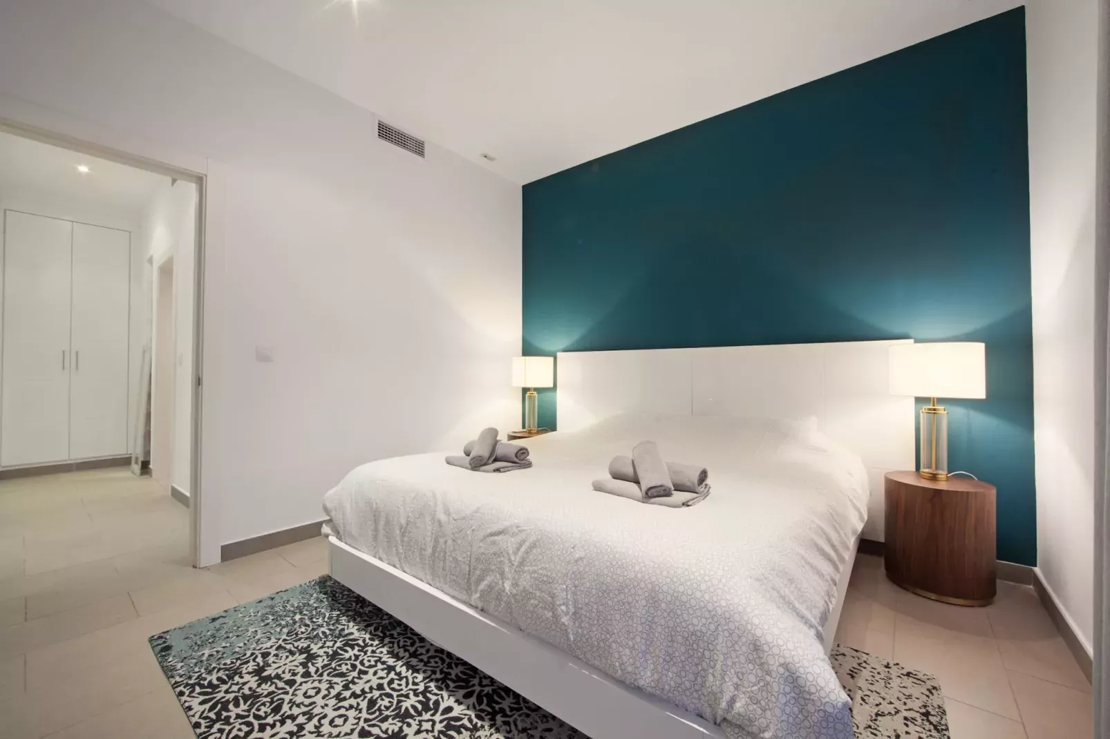 Modern Villa close to Costabella beach-Bedroom