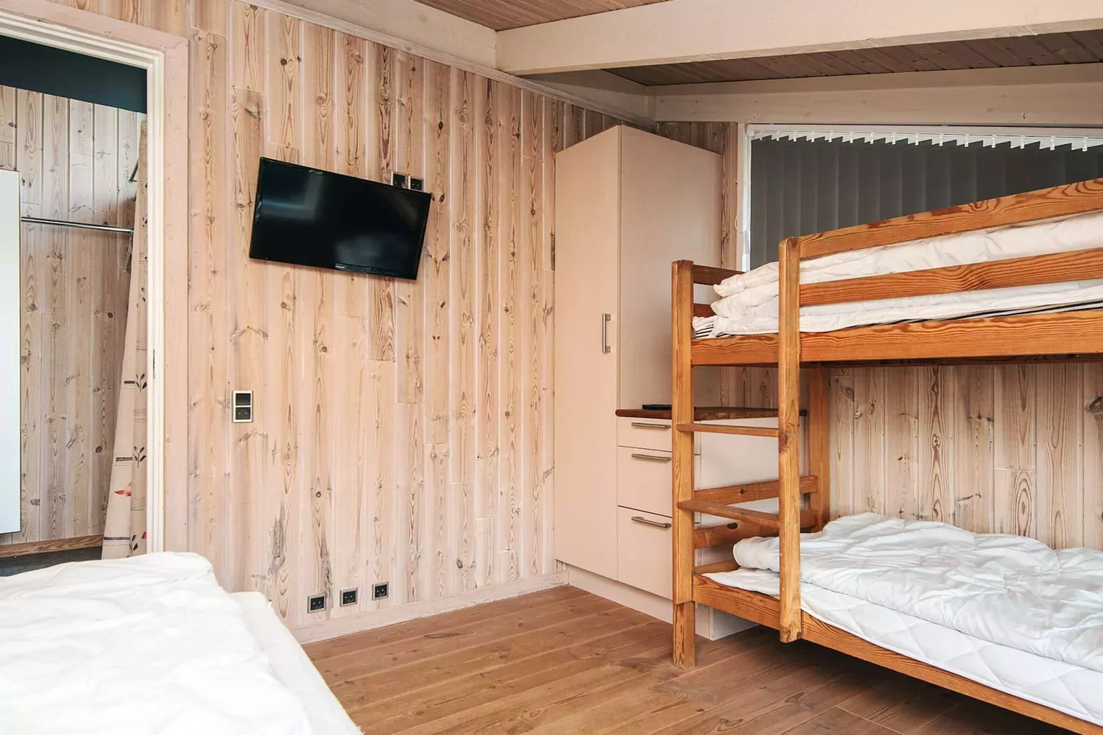 9 person holiday home in Ringkøbing-By Traum-Indoor