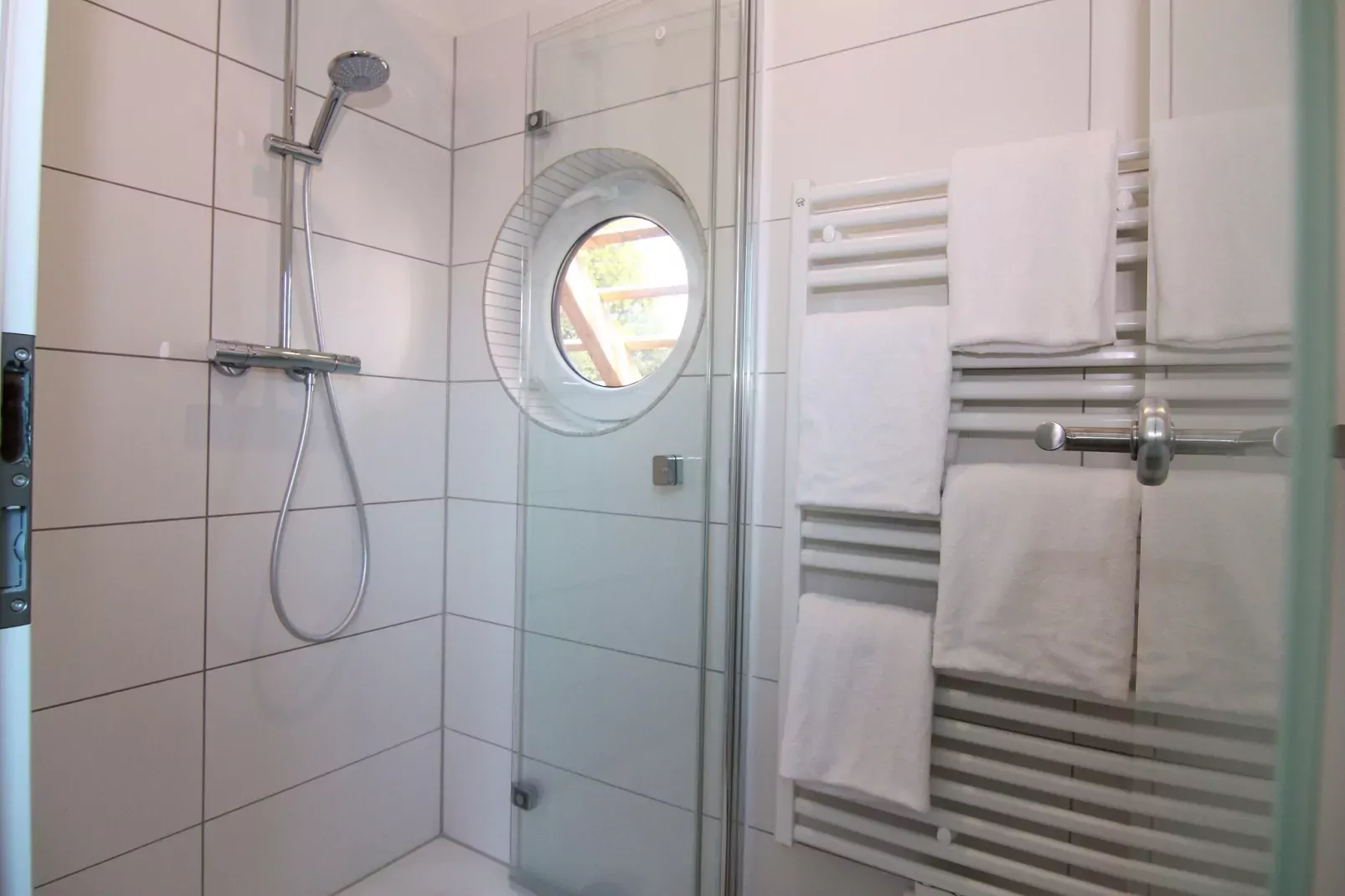 Josef Haus 2 rechts 80 qm 3 Pers-Bathroom