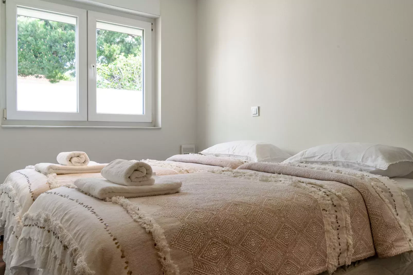 Villa Madrugada, beachside villa in Costabella-Chambre
