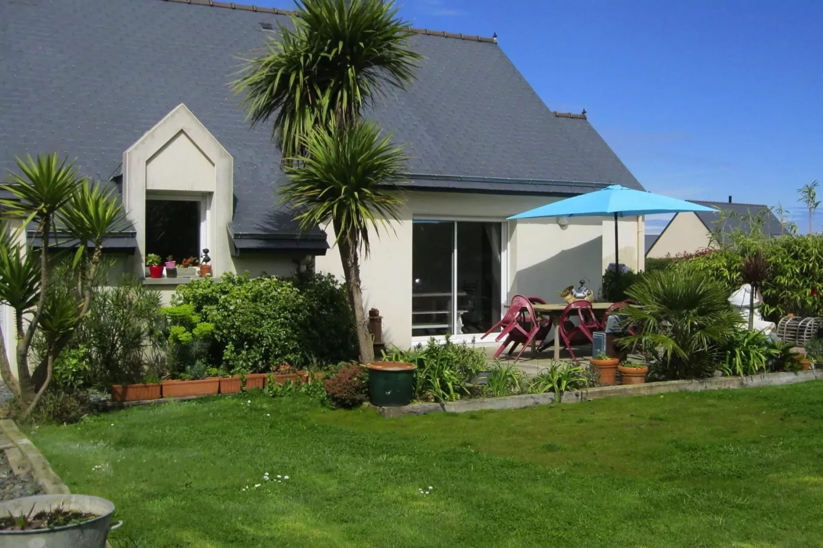 Pretty holiday home in palm garden near coast Pleubian-Exterior summer