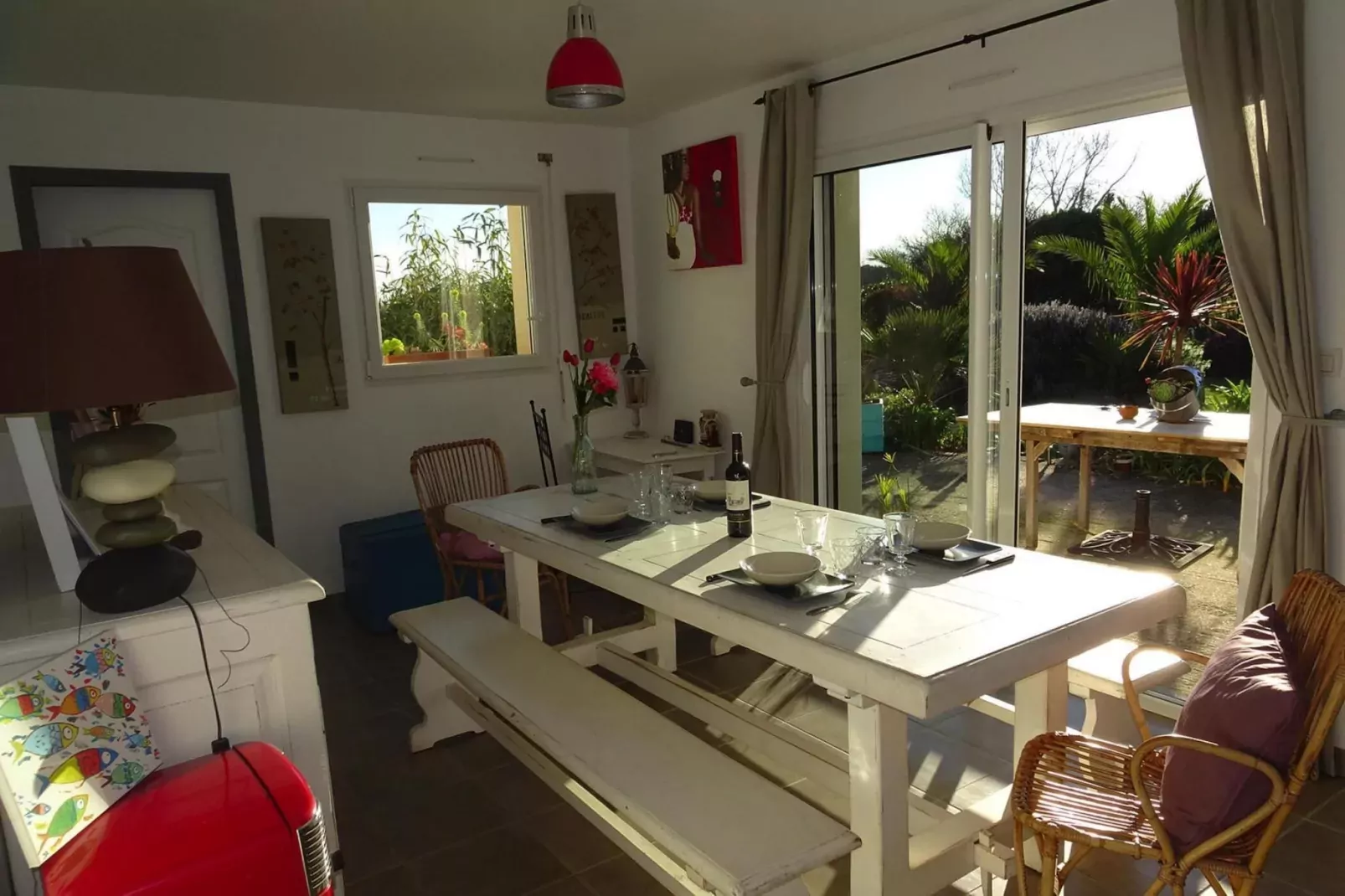 Pretty holiday home in palm garden near coast Pleubian-Dining room