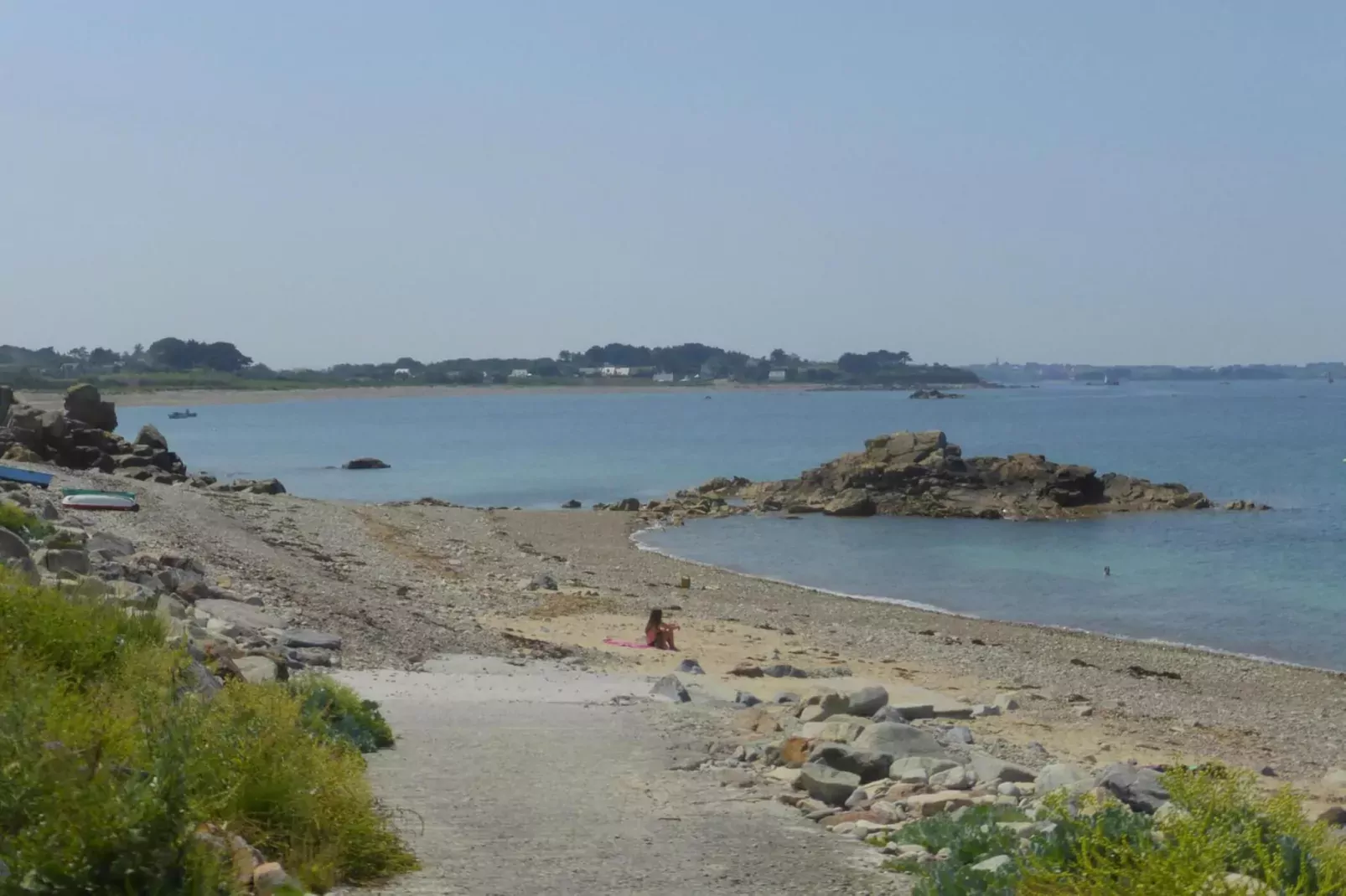 Pretty holiday home in palm garden near coast Pleubian-Areas summer 5km