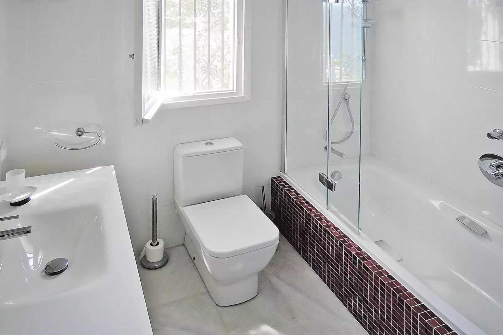 Villa Torre, Salobreña-Casa Torre-Badezimmer