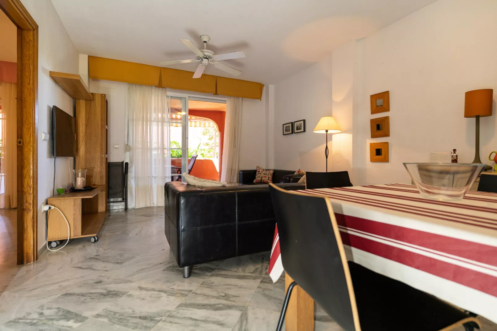Alvarito Playa-Living room