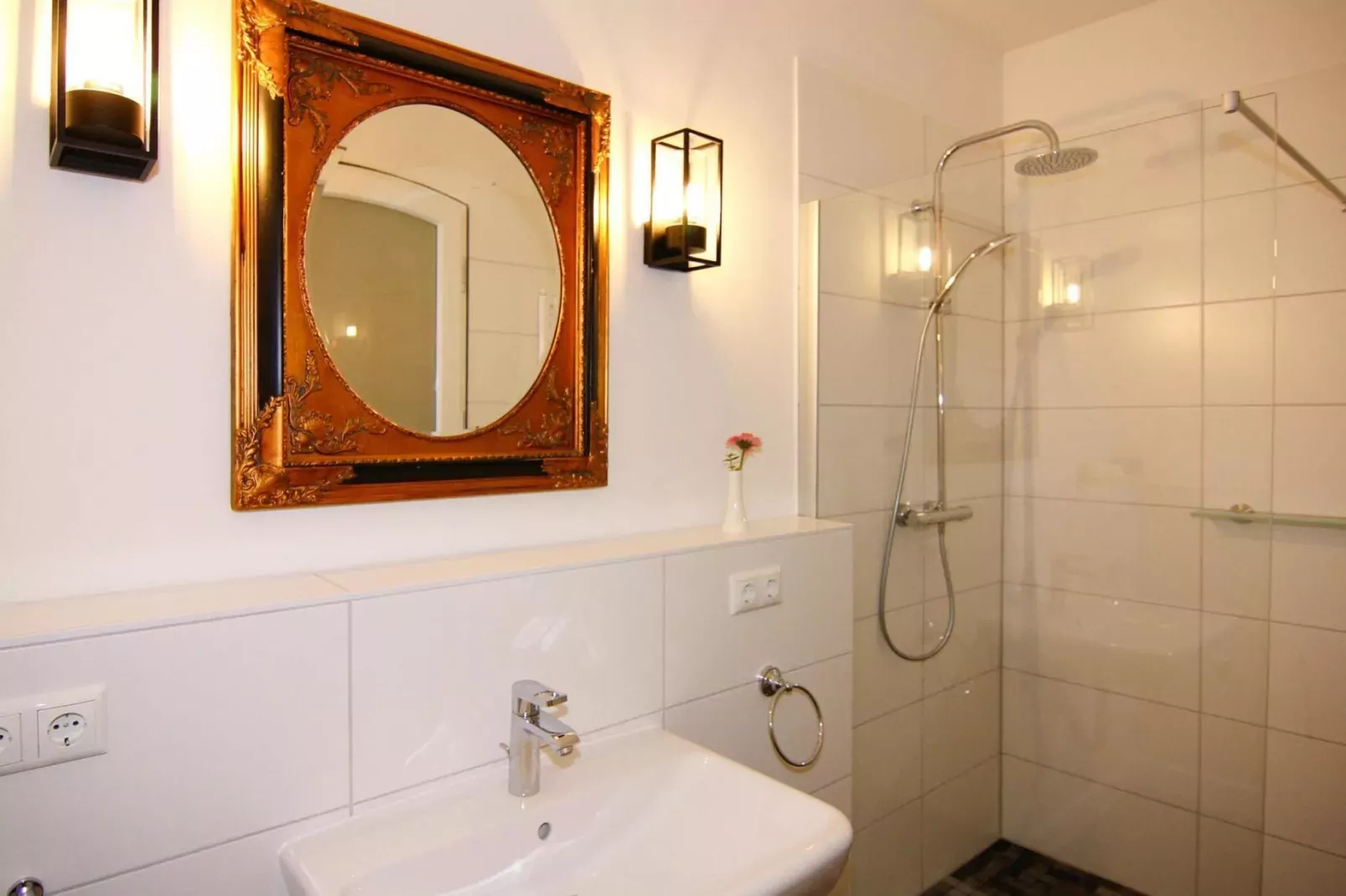 Birgit 1-2 Pers 88 qm Teil B-Bathroom