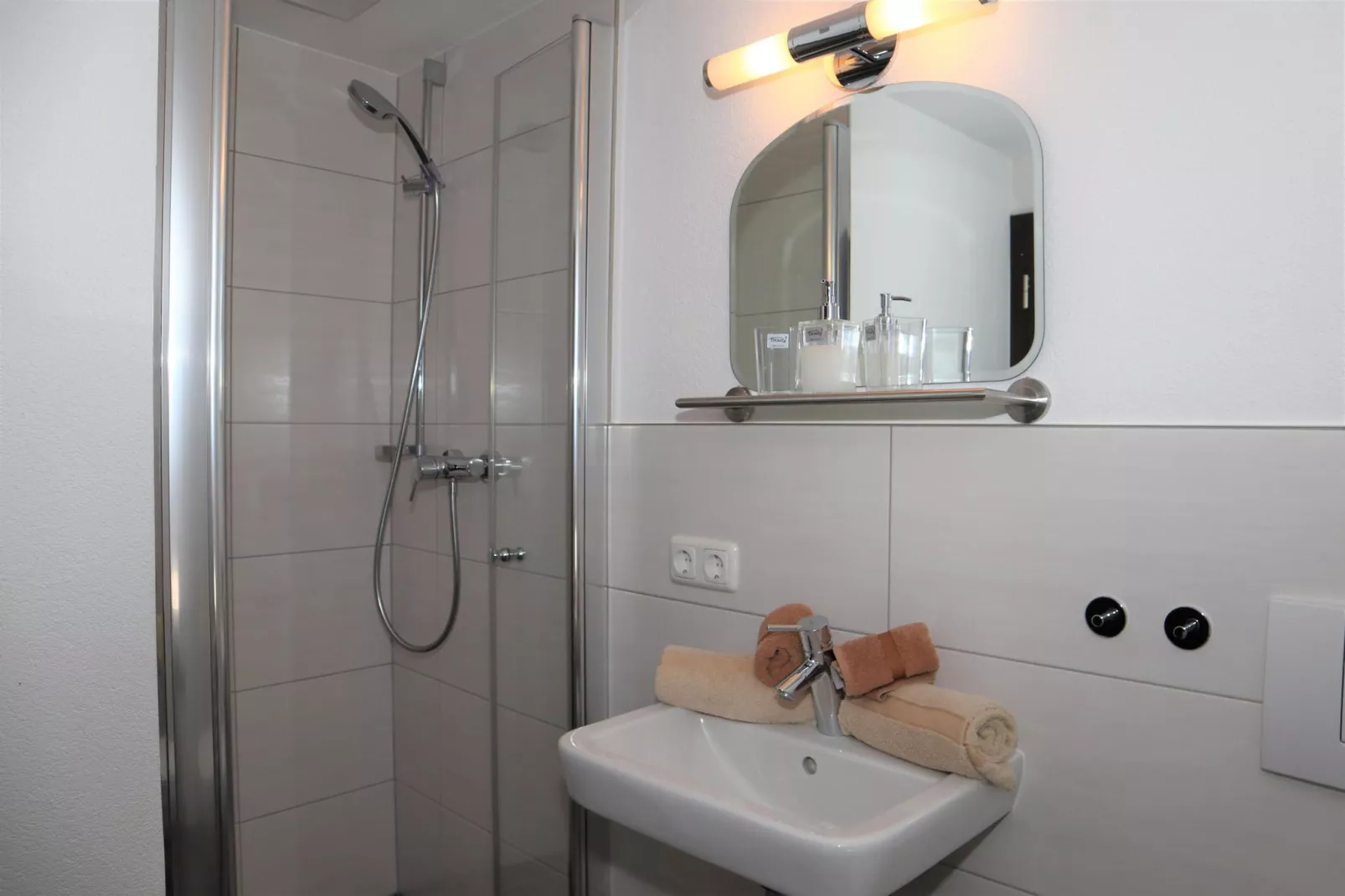 Breitner Handlalmblick-Bathroom