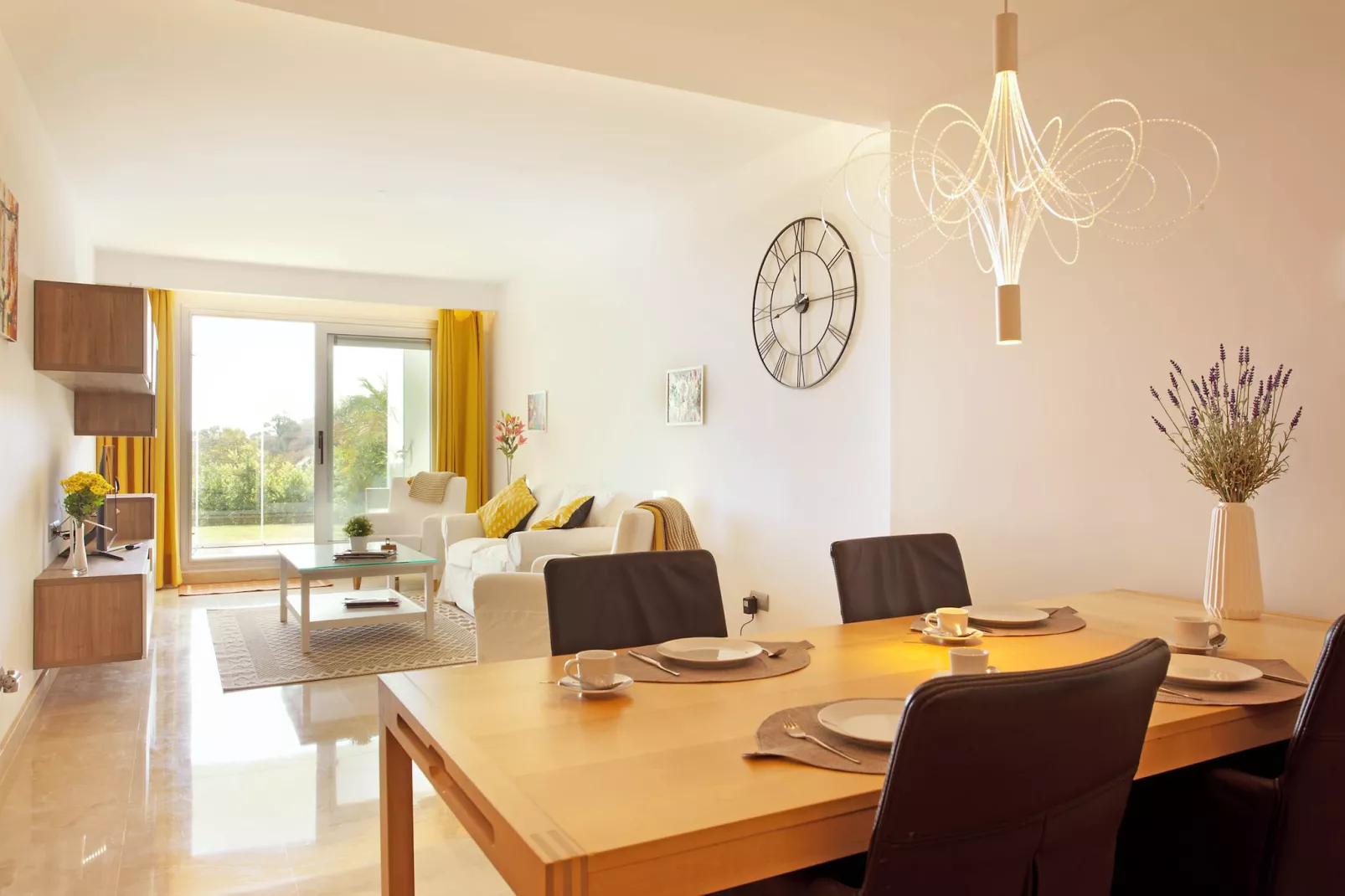 La Floresta Sur 8-1-Living room