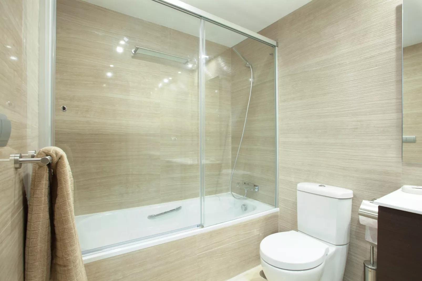 La Floresta Sur 8-1-Bathroom