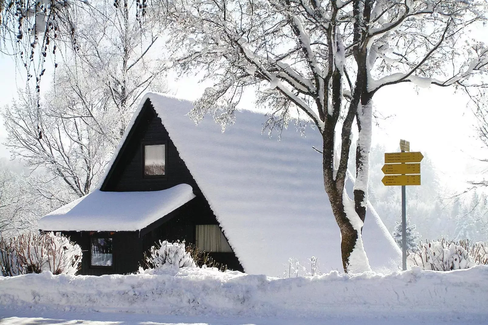 Holiday village Vorauf, Siegsdorf-Typ B, Ferienhaus Typ Oslo, 81 qm-Außenbereich Winter