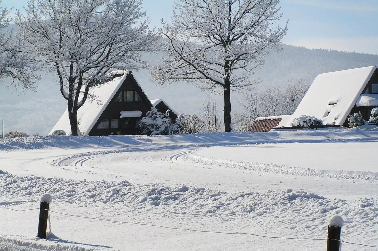 Holiday village Vorauf, Siegsdorf-Typ B, Ferienhaus Typ Oslo, 81 qm-Gebiet Winter 1 km