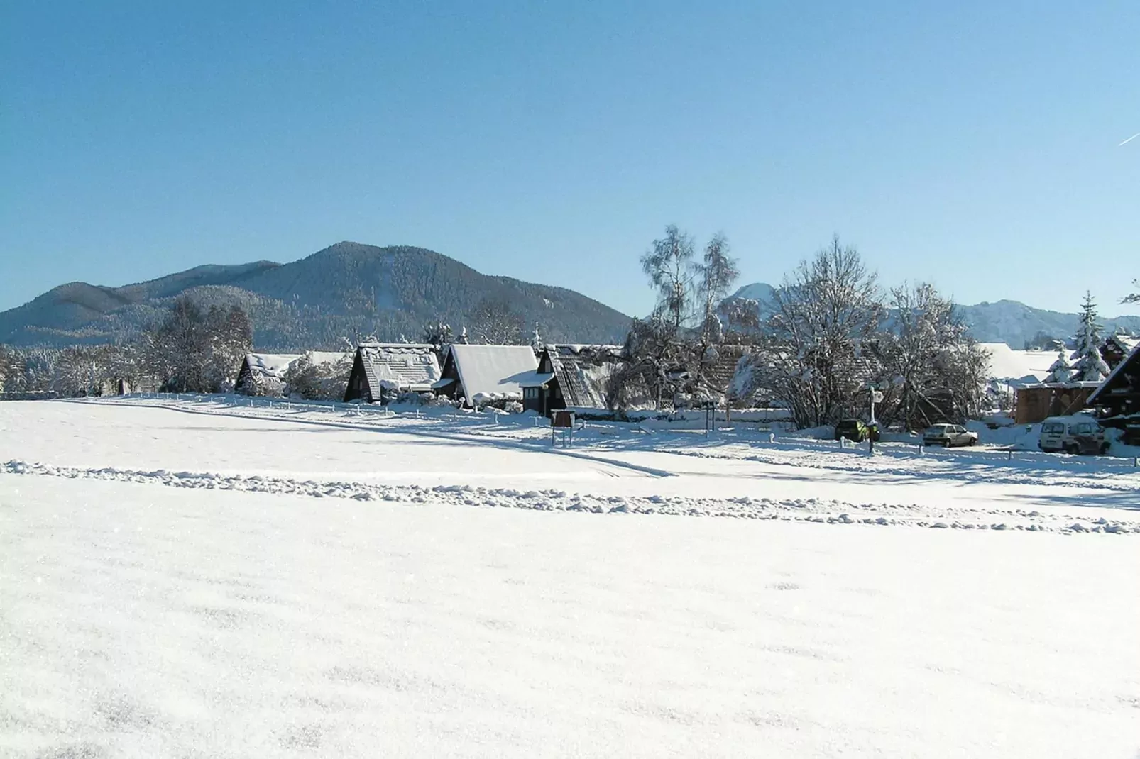 Holiday village Vorauf, Siegsdorf-Typ B, Ferienhaus Typ Oslo, 81 qm-Gebiet Winter 1 km