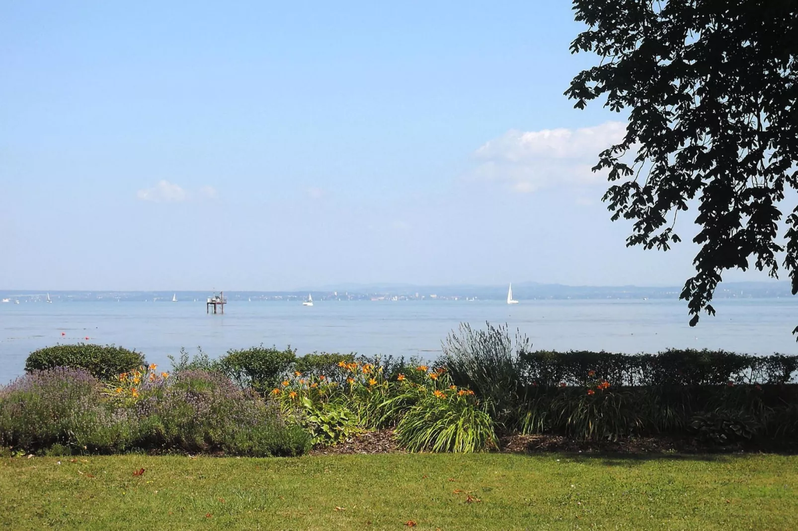 Fewo 150 qm-Areas summer 5km