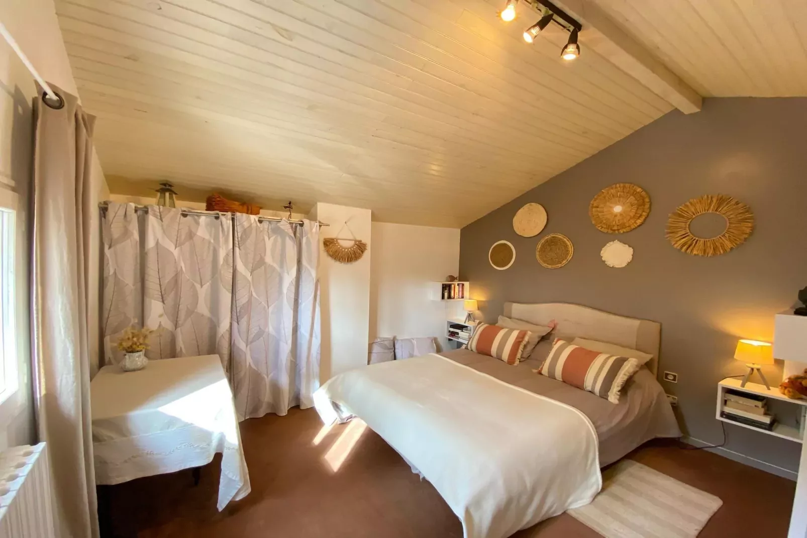 Holiday home Grayan-et-l'Hôpital-Chambre