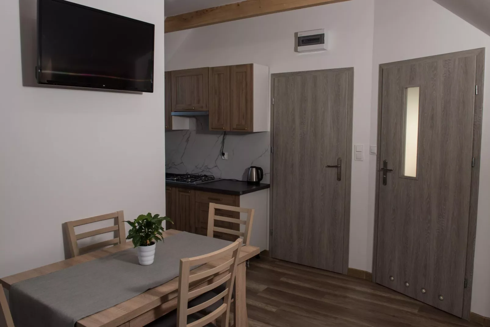 Apartament 4-osobowy piętro Jarosławiec-Dining room