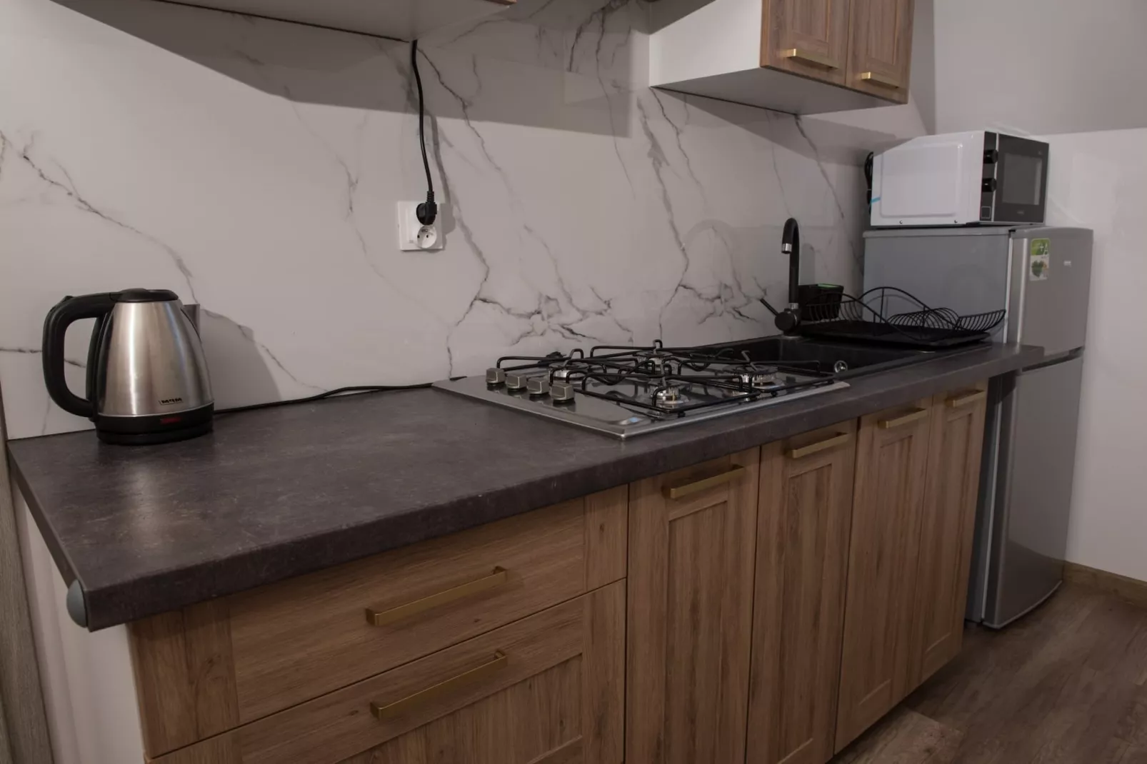 Apartament 4-osobowy piętro Jarosławiec-Kitchen