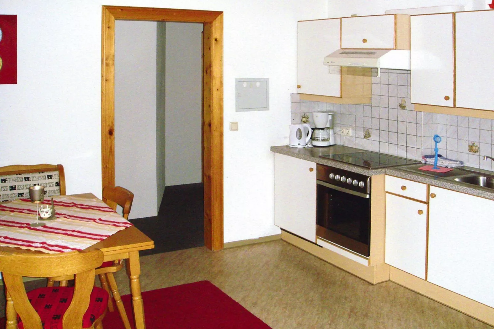 Apart Mario-Dining room