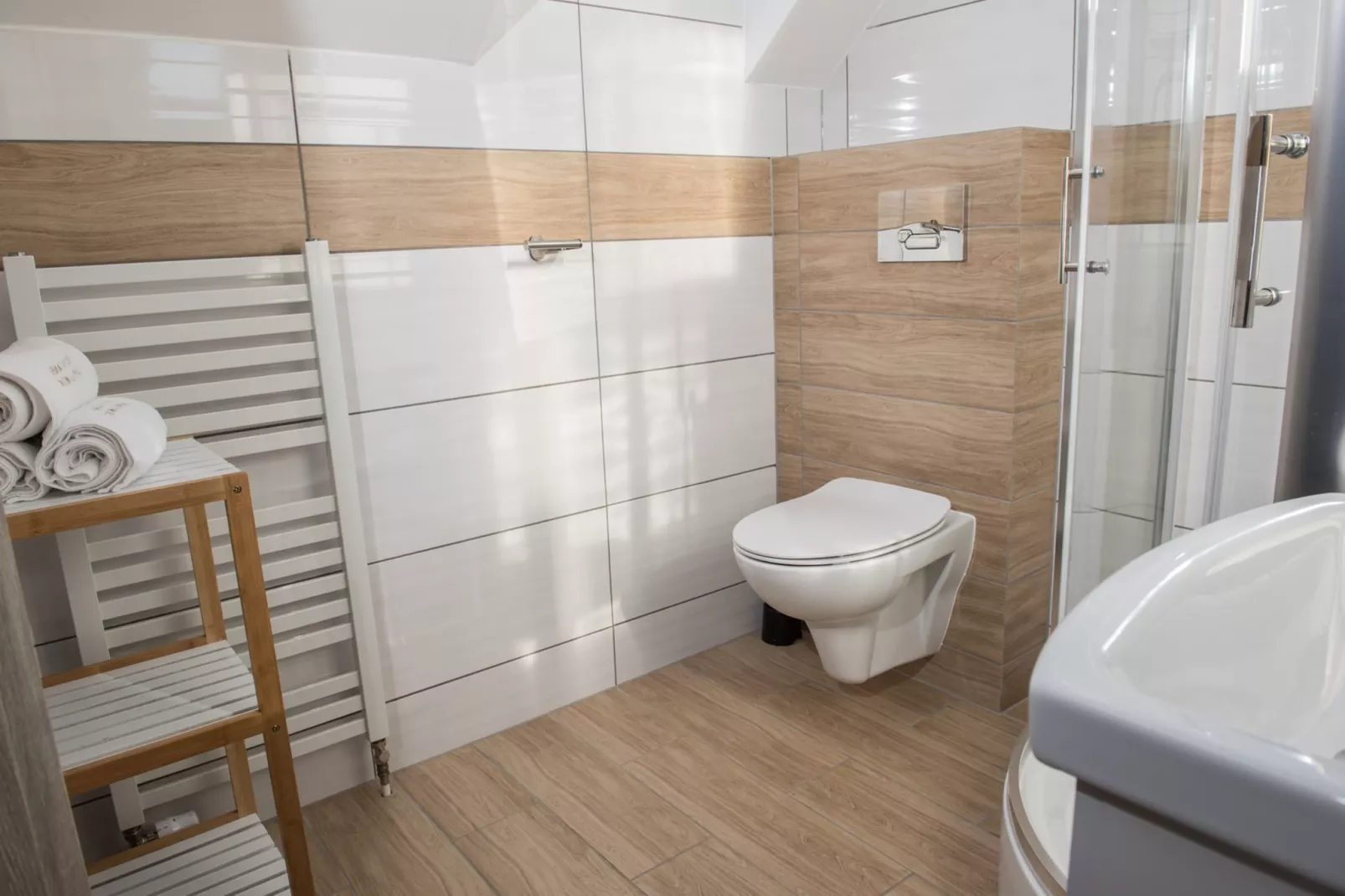 Apartament 4-osobowy piętro Jarosławiec-Bathroom