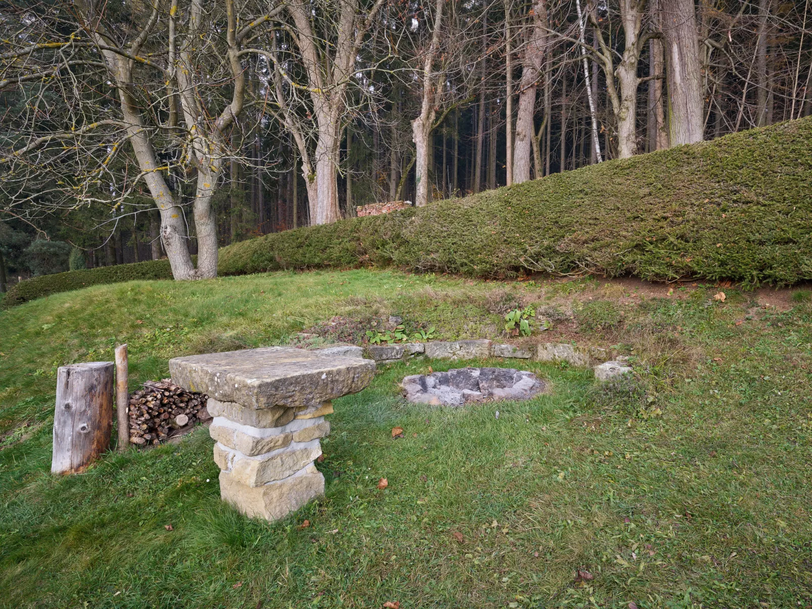 Zdoňov-Outside