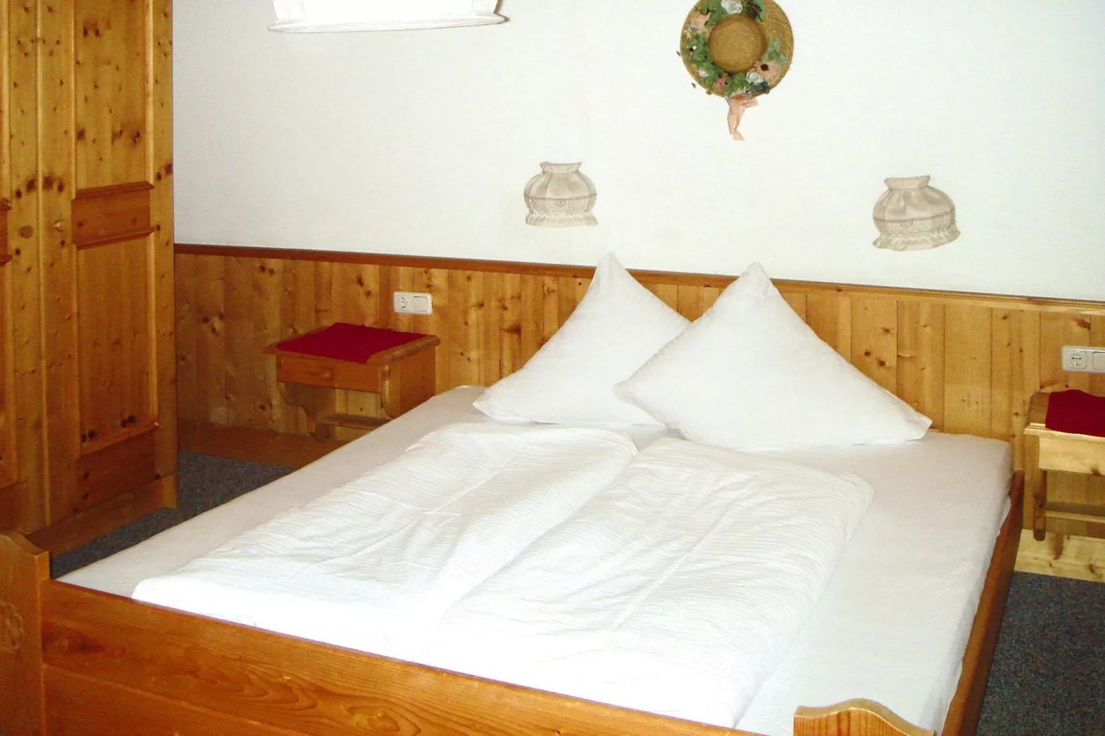Apart Mario-Bedroom