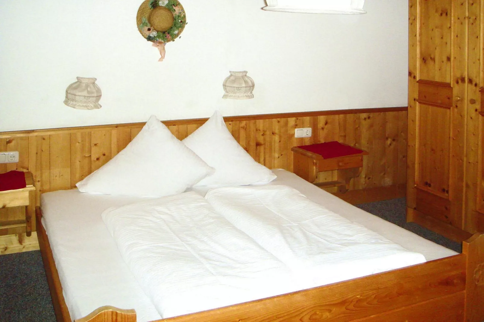Apart Mario-Bedroom