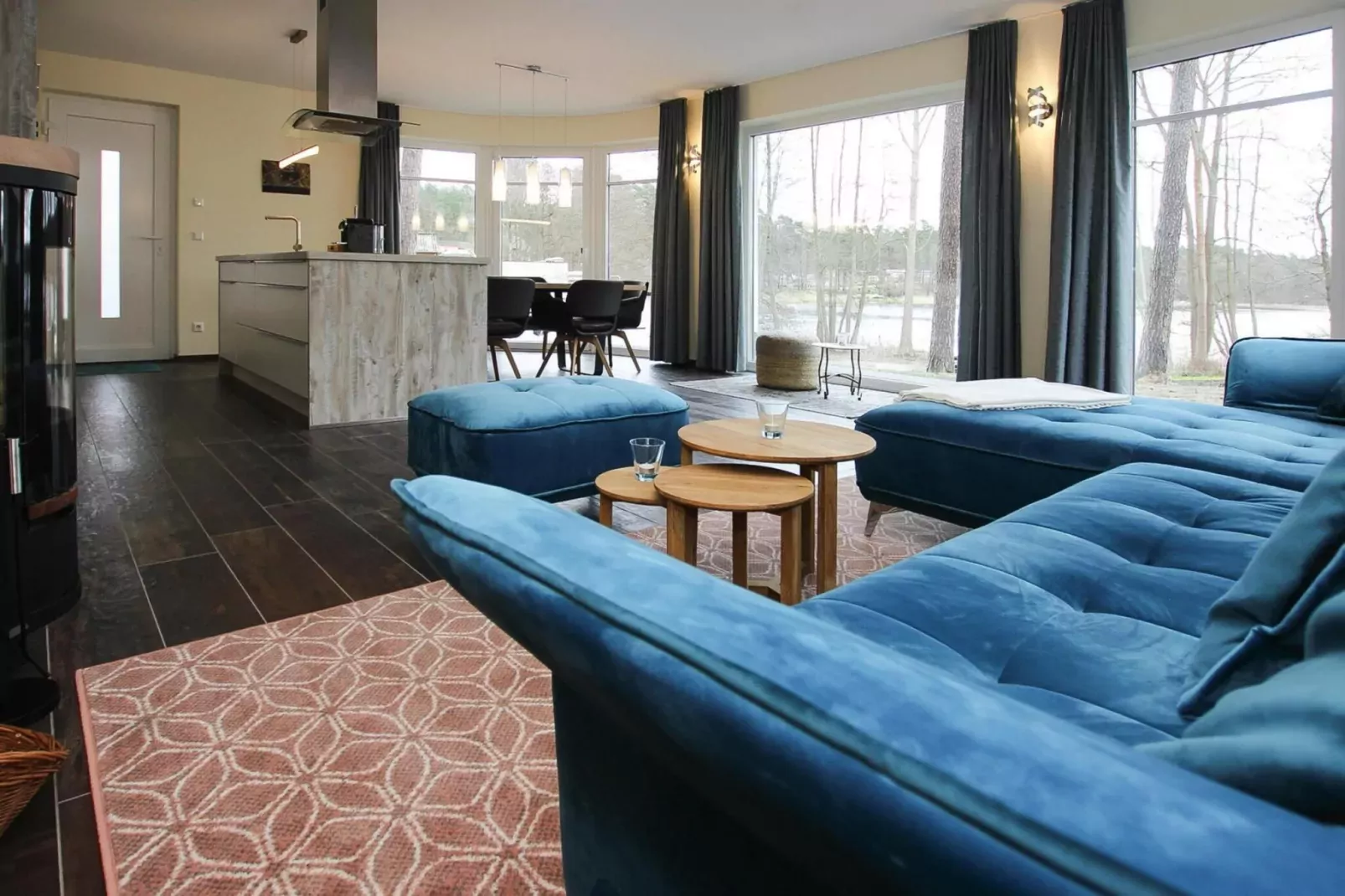 Villa Seeblick 146 qm-Salon