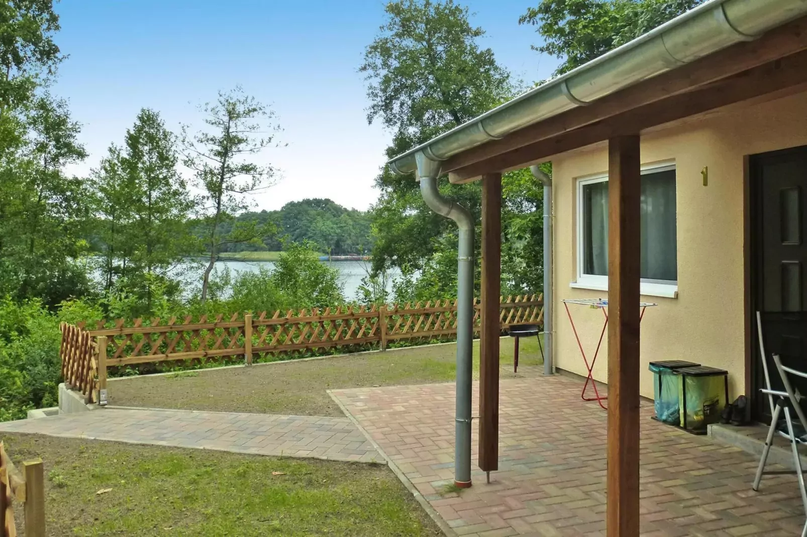 Bungalow deluxe 48 qm-Exterior summer