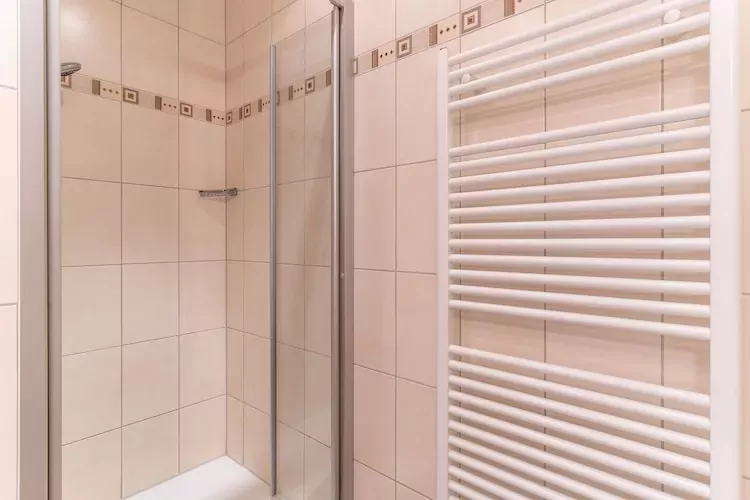 Am Ankerplatz 33-Bathroom