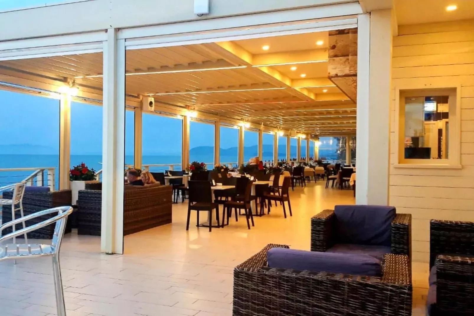 Holiday resort Riva degli Etruschi San Vincenzo-Ville Large Sup Trilo ANSONICA100 m dal mare-Dining room