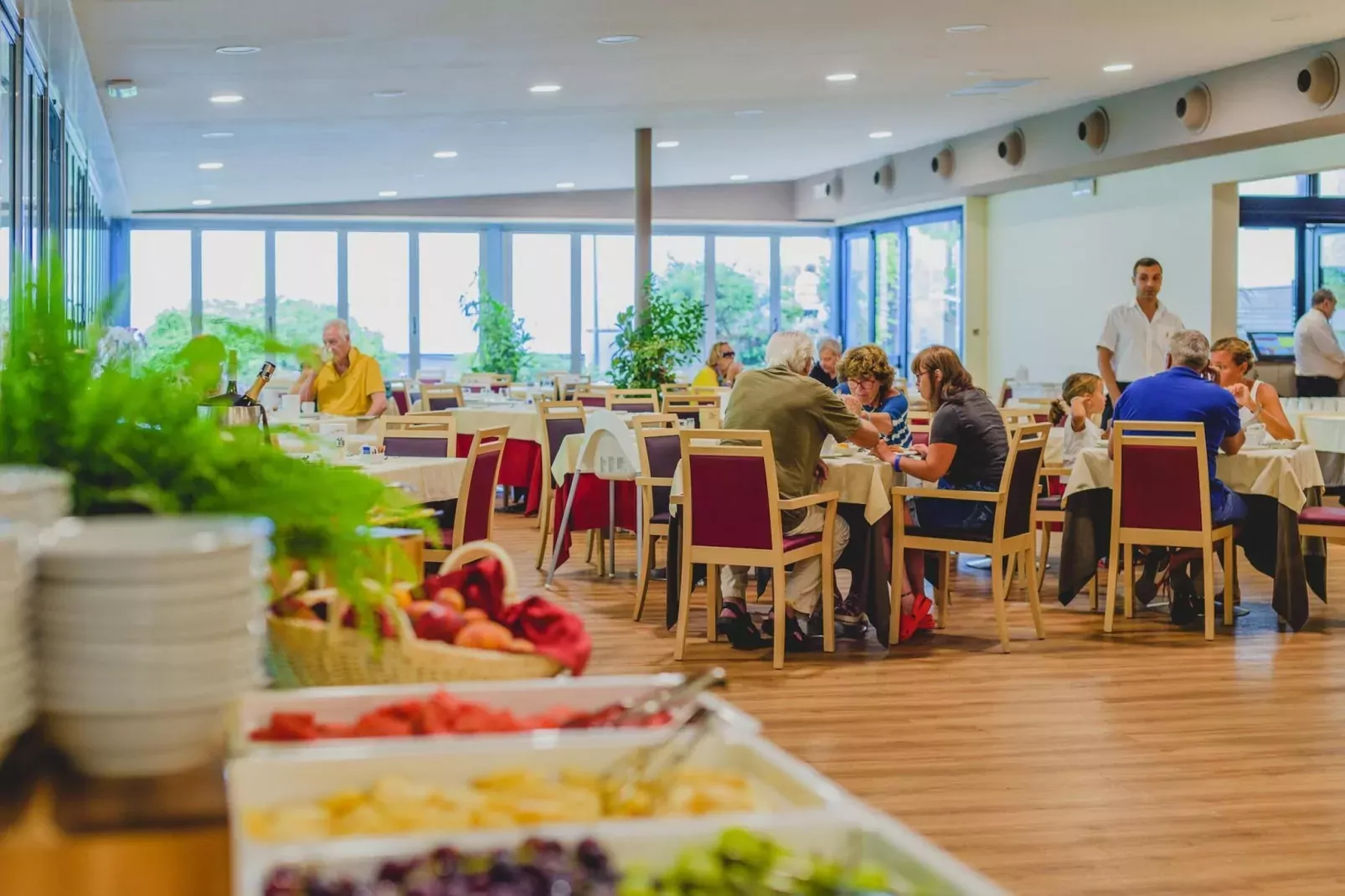 Holiday resort Riva degli Etruschi San Vincenzo-Ville Large Sup Trilo ANSONICA100 m dal mare-Dining room