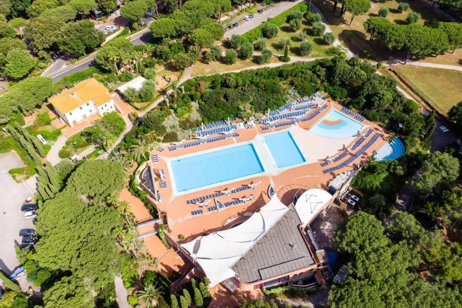 Holiday resort Riva degli Etruschi San Vincenzo-Ville Large Sup Trilo ANSONICA100 m dal mare-Pool