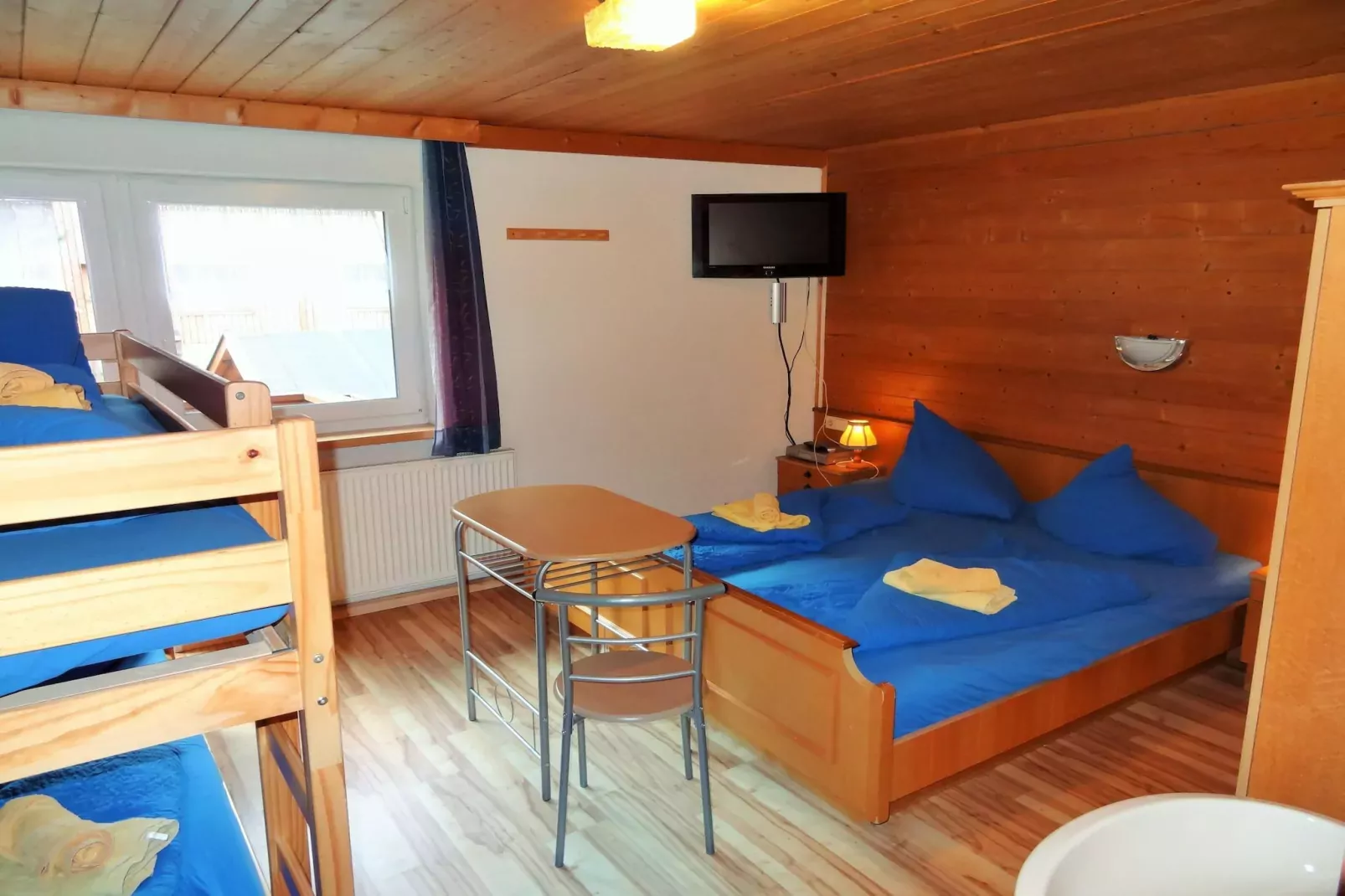 Ferienhaus Joachim - 10 Personen-Bedroom