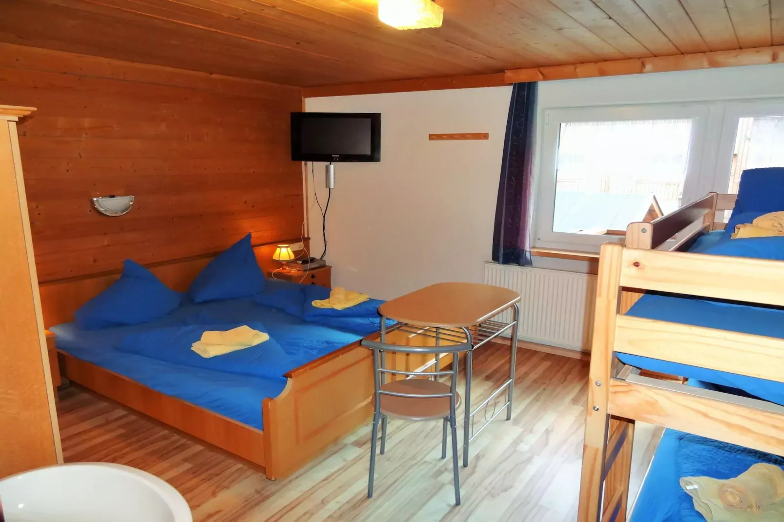 Ferienhaus Joachim - 20 Personen-Bedroom